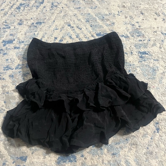 New Zara Tiered Stretch Ruffled Mini Skirt Size Small Womens Solid Black Micro S - Picture 3 of 5